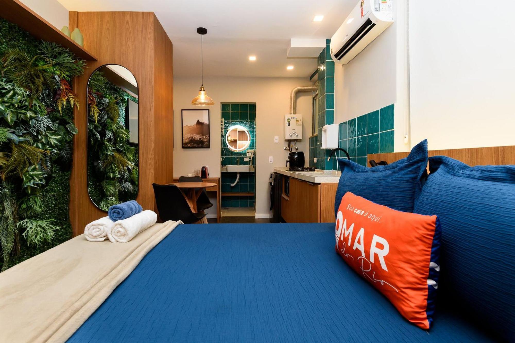 Apartamento Estudio Decorado A 300m Da | Nsc 796/309