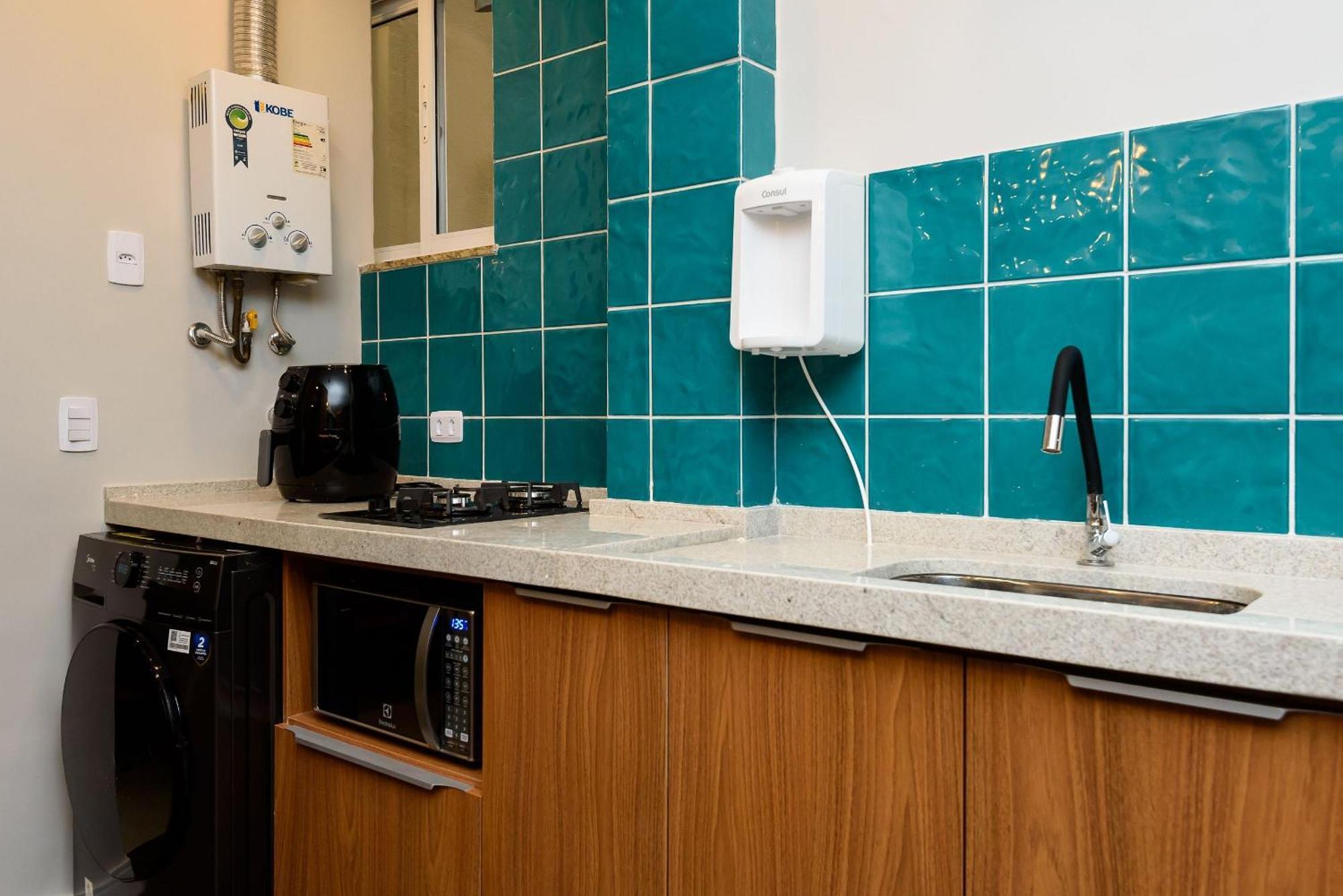 Apartamento Estudio Decorado A 300m Da | Nsc 796/309 *